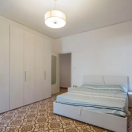 A Casa Maiori 50 Mt Dal Mare Апартаменты