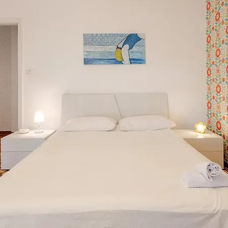 Apartament A Casa 50 Mt Dal Mare Maiori