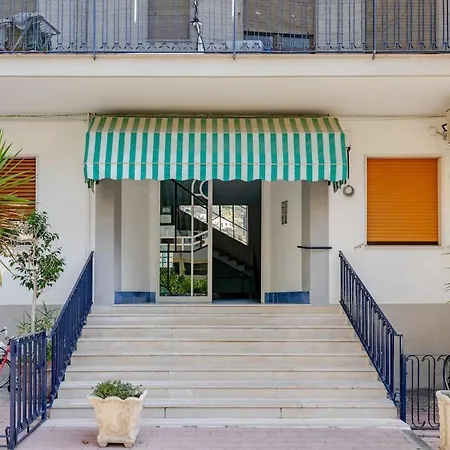 Apartament A Casa 50 Mt Dal Mare