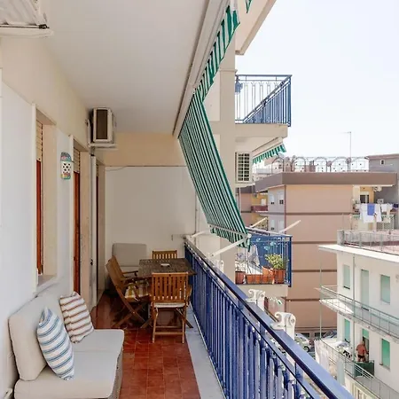 A Casa 50 Mt Dal Mare Apartament *